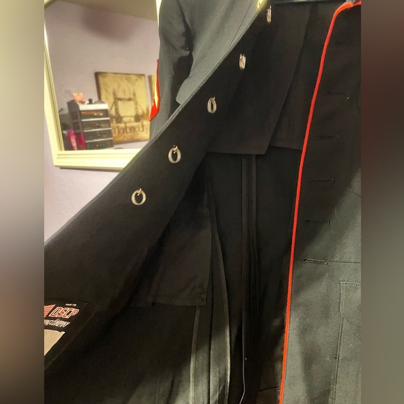 This Marine Dress Blue Jacket DSCP by Crown Clothing Company. - Picture 9 of 13